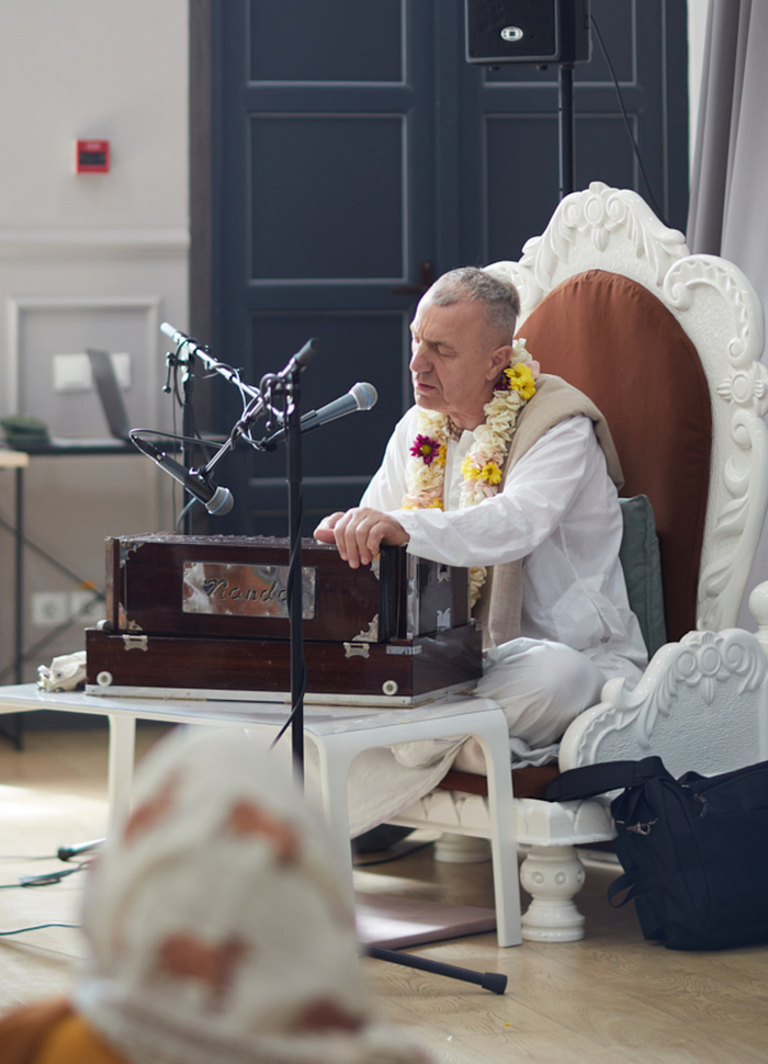 Е.М. Абхинандана прабху